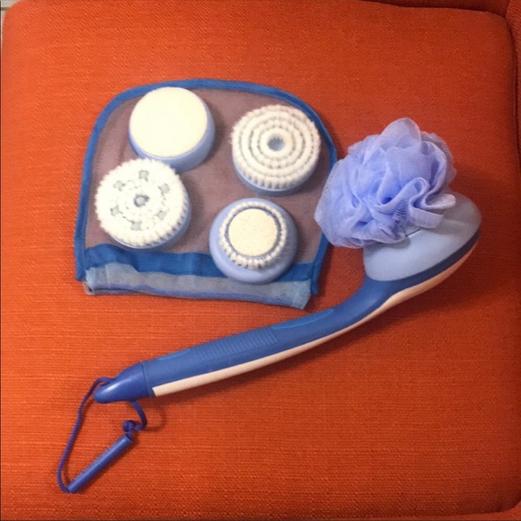 NWOT SPIN SPA with 5 attachments - Picture 3 of 9